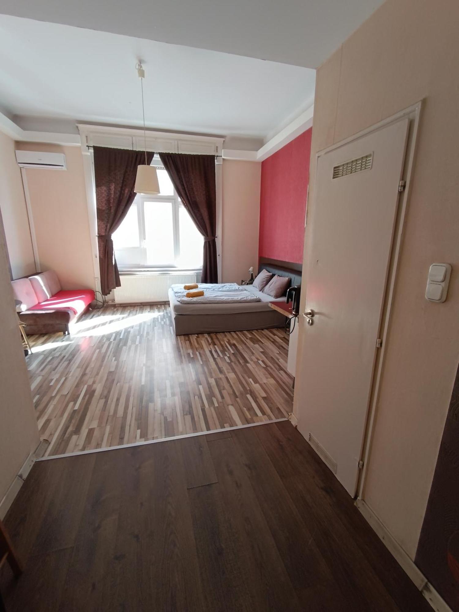 Liechtenstein Apartments Budapest Exteriör bild